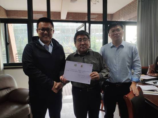 89735B5013F9E3739B2BF8014E7DB968