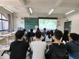 2F0BC2868954B9EC401AF46625BDDCB6